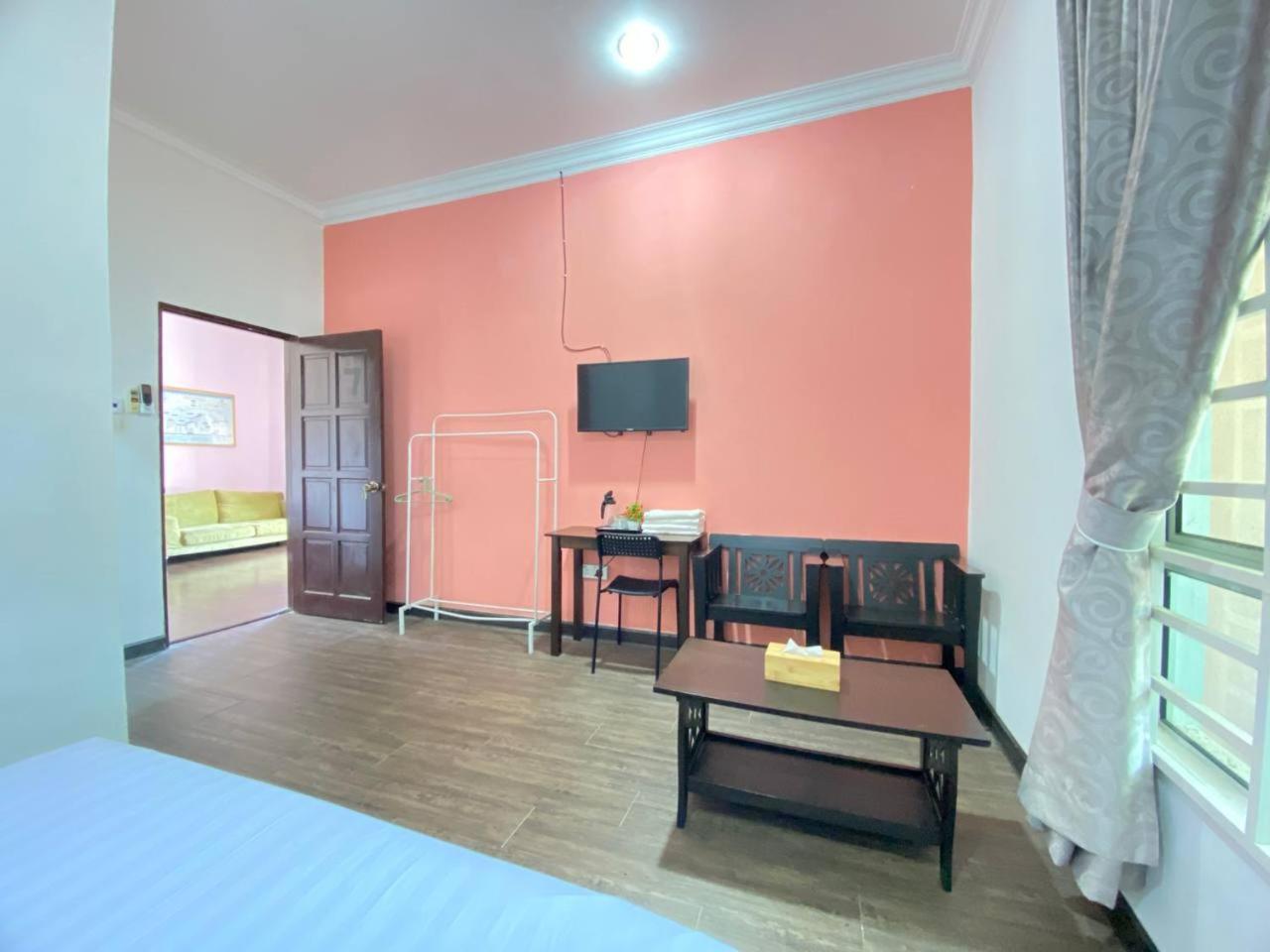 Besut Guesthouse Kampung Kuala Besut Exterior foto